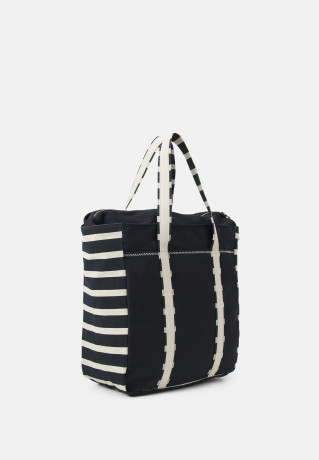 Tommy Hilfiger COASTAL PREP BRETON TOTE Tote bag breton stripe COASTAL PREP BRETON TOTE Сумка-тоут бретонская полоса