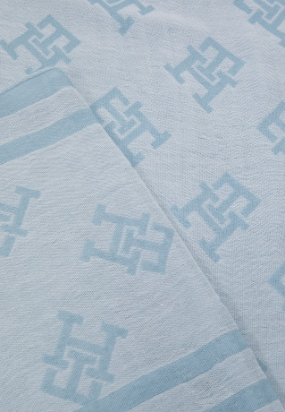 Tommy Hilfiger ICONIC MONOGRAM SQUARE SCARF Foulard mid denim mix ШАРФ ICONIC MONOGRAM SQUARE платок смесь средней джинсовой ткани