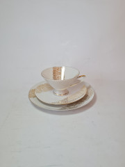 Winterling Röslau Bavaria Фарфоровое чайное трио с позолоченным узором, Германия, 1960-70гг.