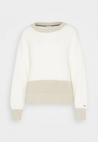 Tommy Hilfiger BOAT SWEATER Jumper ecru/grey oat ЛОДОЧНЫЙ СВИТЕР Джемперы экрю/серый овсяный