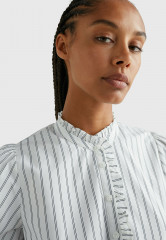 Tommy Hilfiger Button-down blouse pinstripe ecru stp Блузка на пуговицах тонкая полоска экрю стп