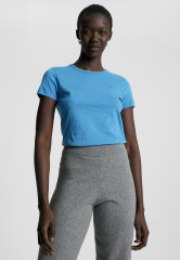 Tommy Hilfiger 1985 C NK SS Basic T-shirt iconic blue 1985 C NK SS — базовая футболка знаковый синий