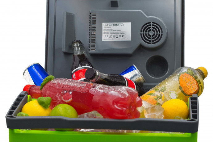 STEINBORG STEINBORG Thermobehalter SB-510 Kuhlbox, Kunststoff, (Einzeln), 30 Liter, Tragegriff, Warmhaltefunktion, 12V und 230V Anschluss Термоонтейнер STEINBORG SB-510, пластиковый, (одинарный), 30 литров, ручка для переноски, функция поддержания тепла,