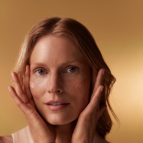 Shiseido Intensive Firming Contour Serum  Интенсивная укрепляющая сыворотка для контура лица