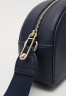 Tommy Hilfiger HALF MOON CAMERA BAG Across body bag space blue СУМКА ДЛЯ КАМЕРЫ HALF MOON Сумка через плечо космический синий