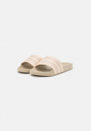 Tommy Hilfiger WEBBING SLIDE Mules sandalwood WEBBING SLIDE Мюли сандаловое дерево
