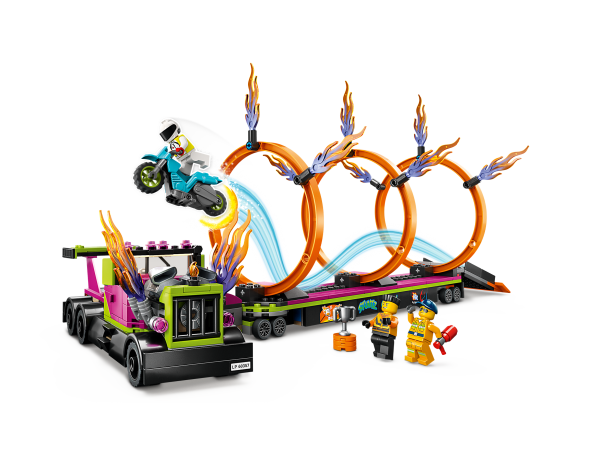 Lego Stunttruck mit Feuerreifen-Challenge Трюковый грузовик с огненной шиной
