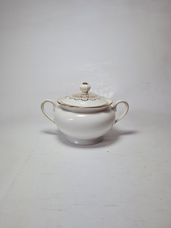 Seltmann Weiden Bavaria Белая Фарфоровая сахарница с позолоченным узором, 10 x 15,5 см, Германия, 1960-70гг.