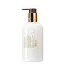 Molton Brown Jubilant Pine & Patchouli Korperlotion  Jubilant Лосьон для тела с сосной и пачули