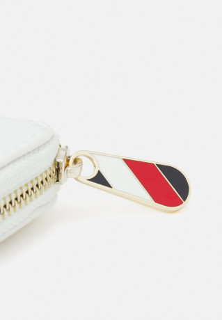 Tommy Hilfiger POPPY STRIPES Wallet breton POPPY STRIPES Кошелек бретон