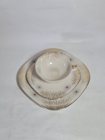 Чайное трио винтажное Wunsiedel Bavaria / Claudia с золотым декором в виде лучей, фарфор, Германия, 1960-70гг.