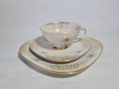 Чайное трио винтажное Wunsiedel Bavaria / Claudia с золотым декором в виде лучей, фарфор, Германия, 1960-70гг.