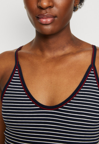 Tommy Hilfiger SLIM MINI STRAPPY MIDI Jumper dress desert sky/ecru SLIM MINI STRAPPY MIDI Платье-джемпер небо пустыни/экрю