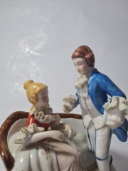 Фарфоровая статуэтка мужчины и женщины викторианской эпохи, 16см х 14см, Германия, 1970-80гг.