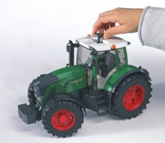 Bruder BRUDER 03040 Fendt Traktor 936 Vario Трактор BRUDER 03040 Fendt 936 Vario