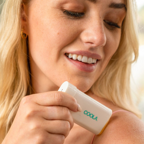 Coola Classic Sunscreen Stick SPF 30 Tropical Coconut  Classic Sunscreen Stick SPF 30 Тропический кокос