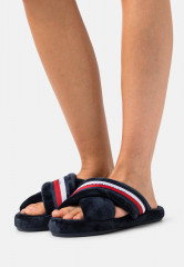 Tommy Hilfiger COMFY HOME  Slippers desert sky COMFY HOME Тапочки небо пустыни