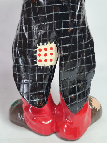 Фигурка винтажная Gilde "Клоун в красном-черном костюме с флейтой", керамика, 26x11 см, Германия, 1960-1970гг.