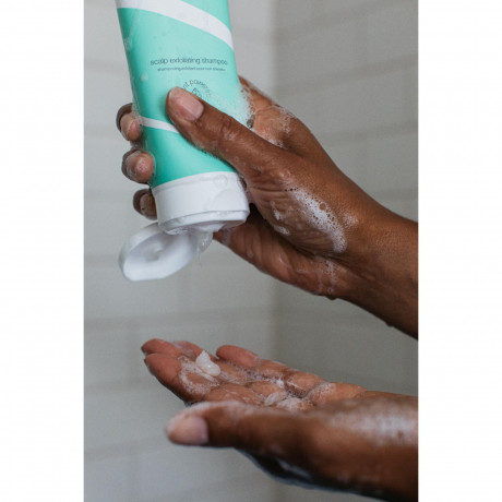 Boucleme Scalp Exfoliating Shampoo  Отшелушивающий шампунь для кожи головы