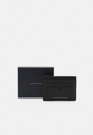 Tommy Hilfiger MODERN CC HOLDER UNISEX Wallet black MODERN CC HOLDER UNISEX Бумажник черный