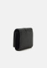 Tommy Hilfiger PLUSH FLAP WALLET Wallet black КОШЕЛЕК С ПЛЮШЕВЫМ КЛАПАНОМ Бумажник черный