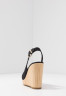 Tommy Hilfiger ICONIC ELENA SLING BACK WEDGE High heeled sandals black ICONIC ELENA SLING BACK WEDGE Босоножки на высоком каблуке черный