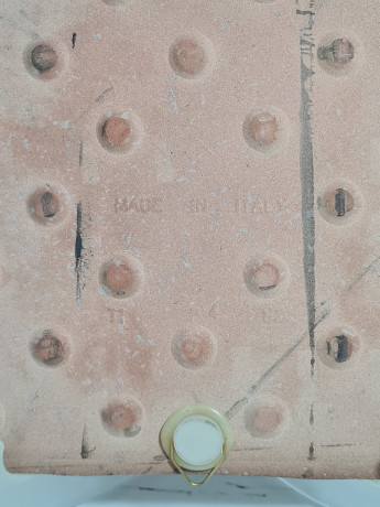 Керамическая винтажная картина "Окрестности Парижа. Торговец ведрами", 20 x 20 см, Италия, 1960-1970гг.