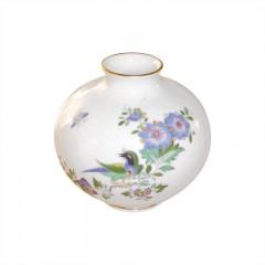 Meissen Meissen  'Neuer Ausschnitt - Indische Fels- Blumen- und Vogelmalerei 125 bunt mit Goldrand' Vase 10,5 cm Meissen &quot;Новая секция - Индийская роспись камнями, цветами и птицами 125 красок с золотым ободком&quot; Ваза 10,5 см