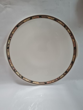 Hutschenreuther 1814 Фарфоровое белое блюдо с ручками и орнаментом по краю, 33см, Германия, 1970-80гг.