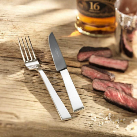 Robbe & Berking Robbe & Berking Riva - 925 Sterling Silber Grillset Frozen Black 8-tlg. Robbe &amp; Berking Riva - Набор для гриля из стерлингового серебра 925 пробы Frozen Black, 8 предметов.