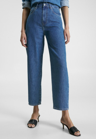 Tommy Hilfiger HIGH RISE BALLOON ANKLE Jeans Tapered Fit eve HIGH RISE BALLOON ANKLE Джинсы зауженного кроя канун