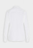Tommy Hilfiger PIECED FLEUR Button-down blouse optic white PIECED FLEUR Блузка на пуговицах оптический белый