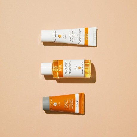 Ren Clean Skincare Glow One Step Further Сияние на один шаг дальше