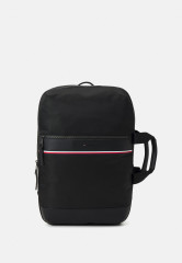 Tommy Hilfiger 1985 TRAVEL BACKPACK UNISEX Rucksack black 1985 TRAVEL BACKPACK UNISEX Рюкзак черный