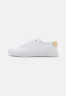 Tommy Hilfiger LACE UP Trainers white ШНУРОВКА Кроссовки белый