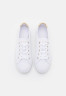 Tommy Hilfiger LACE UP Trainers white ШНУРОВКА Кроссовки белый