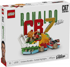 LEGO Editions CR7 Cristiano Ronaldo Конструктор Криштиану Роналду CR7 Football Highlights (Дания), 325 деталей, коллекционная модель с минифигуркой, футбольный декор