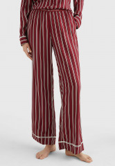 Tommy Hilfiger TONAL LOGO STRIPE Pyjama bottoms stripes rouge ПОЛОСКА С ЛОГОТИПОМ В ТОНАЛЬНУЮ ПОЛОСКУ Пижамные штаны полосатый румянец