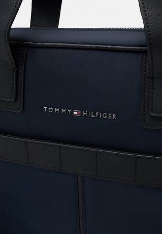 Tommy Hilfiger ELEVATED COMPUTER BAG UNISEX Briefcase space blue ПОВЫШЕННАЯ СУМКА ДЛЯ КОМПЬЮТЕРА УНИСЕКС Портфель космический синий