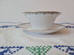 Waldershof Bavaria Фарфоровая Супница с изящным узором и позолотой по краю, 8см х 30 см, Германия, 1960-70гг.