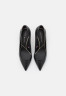 Tommy Hilfiger POINTY FEMININE  Classic heels black POINTY FEMININE Классические каблуки черный
