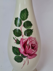 Ваза винтажная Royal KM Bavaria, белый фафор с декором и позолоченным ободком &quot;Розовая роза&quot;, 28,5 x 8см / 3,5см, Германия, 1960-70гг.