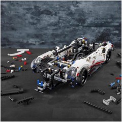 LEGO LEGO Technic 42096 Porsche 911 RSR LEGO Technic 42096 Порше 911 RSR