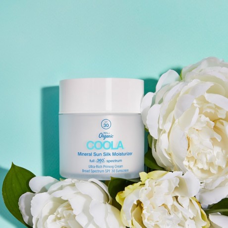 Coola SPF 30 FULL SPECTRUM SUN SILK MOISTURIZER  SPF 30 ПОЛНЫЙ СПЕКТР СОЛНЕЧНЫЙ ШЕЛК УВЛАЖНЯЮЩИЙ СРЕДСТВО