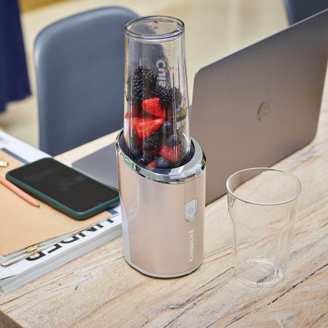 Cuisinart Cuisinart Smoothie-Maker RPB100E Cordless Collection, mit Trinkbecher und gesichertem Messer, kabellos Cuisinart Smoothie Maker RPB100E Cordless Collection, с чашкой для питья и закрепленным ножом, беспроводной