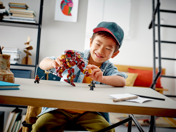 Lego Hulkbuster: Der Kampf von Wakanda Халкбастер: Битва за Ваканду