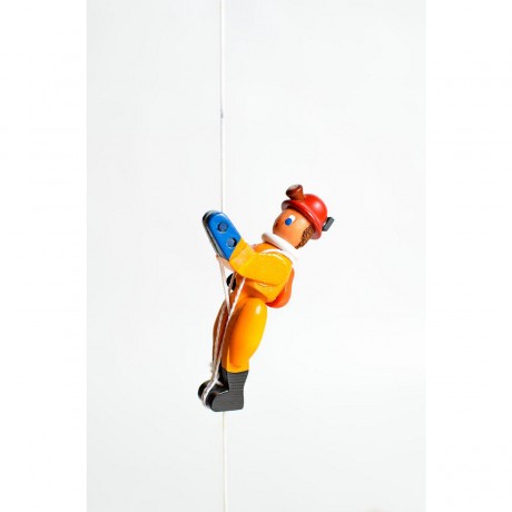 Holzspielzeug Kletterfigur Hohlenforscher Деревянная игрушечная скалолазная фигурка спелеолога