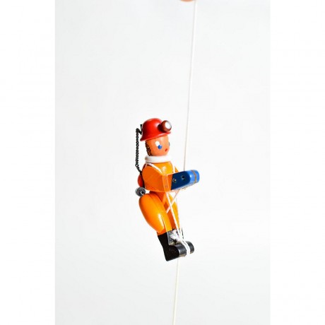 Holzspielzeug Kletterfigur Hohlenforscher Деревянная игрушечная скалолазная фигурка спелеолога