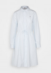 Tommy Hilfiger ITHAKA KNEE SHIRT DRESS Shirt dress blue ПЛАТЬЕ-РУБАШКА ITHACA KNEE SHIRT DRESS Платье-рубашка синий