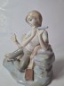 Статуэтка винтажная среднего размера Lladro "Мальчик с трубочкой", фарфор, 15 х 16 см, Испания, 1960-70гг.